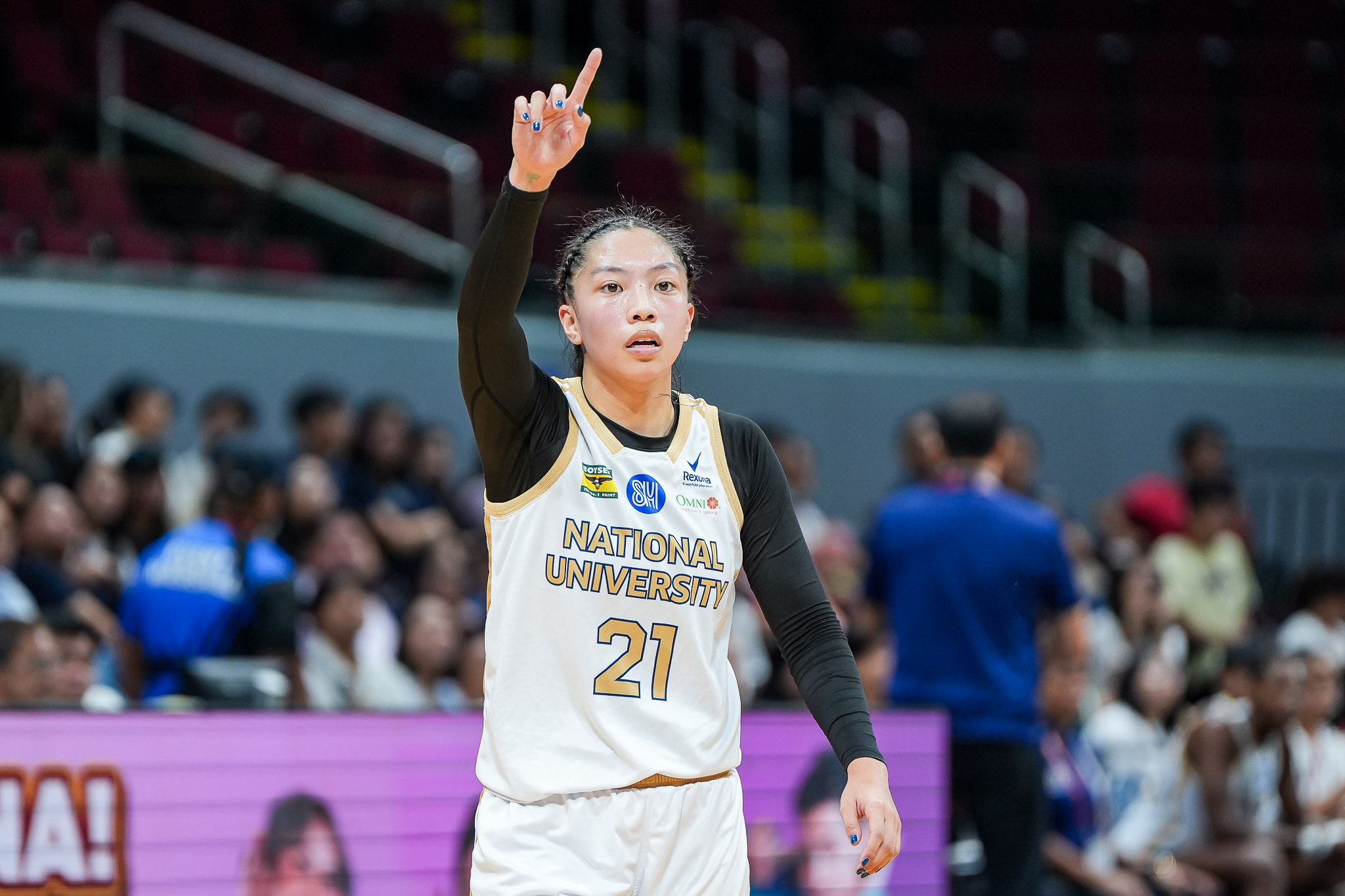 National University extended its winning run to 11 games as they toppled defending champion University of Santo Tomas, 76-70, in the UAAP Season 87 Collegiate Women’s Basketball Tournament on Wednesday, November 6, at the SM Mall of Asia Arena.