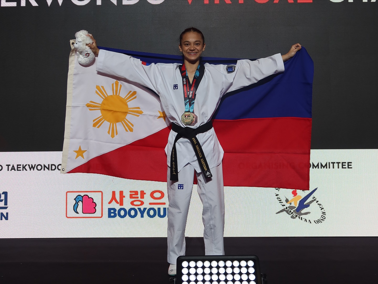 Zyka Angelica Santiago took home the gold in the Young Adult Individual Mixed category at the 1st World Taekwondo Virtual Championships held at OCBC Arena in Singapore.