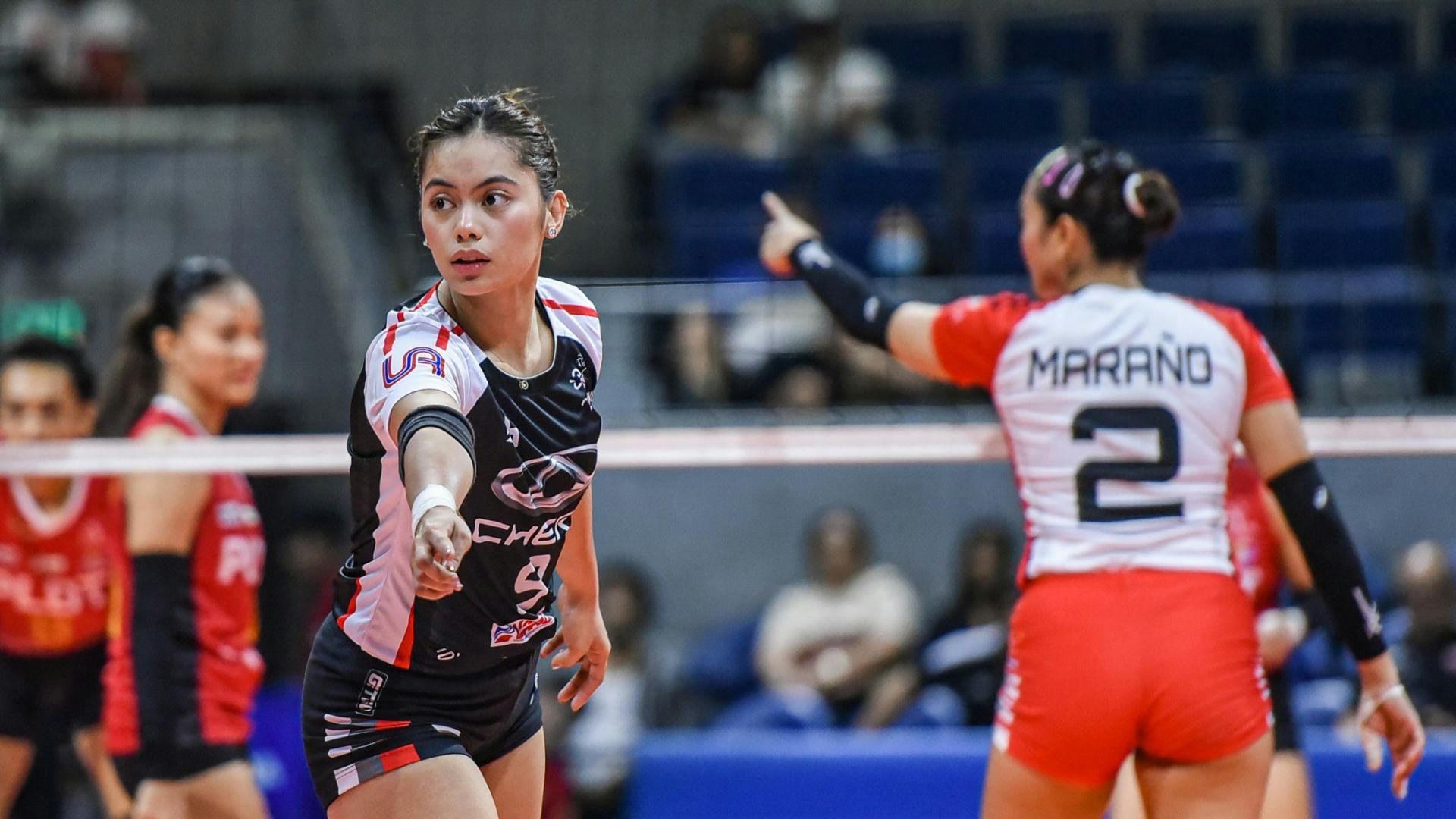 Chery Tiggo’s Jen Nierva spearheaded the floor defense for the Crossovers as they denied PLDT, 25-12, 25-23, 20-25, 25-22, of a 4-0 start in the 2024-25 Premier Volleyball League (PVL) All-Filipino Conference on Tuesday, December 3, at the Smart Araneta Coliseum.