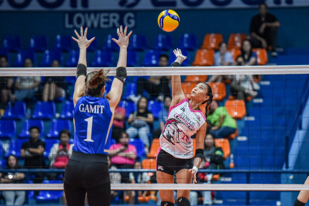 Akari banked on Ivy Lacsina to zoom past revitalized ZUS Coffee, completing a 25-14, 25-21, 19-25, 25-23 victory in the Premier Volleyball League (PVL) All-Filipino Conference preliminaries on Thursday night, November 14, at the FilOil EcoOil Centre in San Juan.