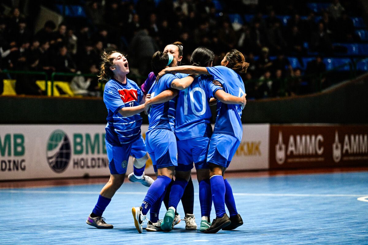 Judy Connolly's last minute heroics earn Philippines draw in AFC Futsal Asian Cup.