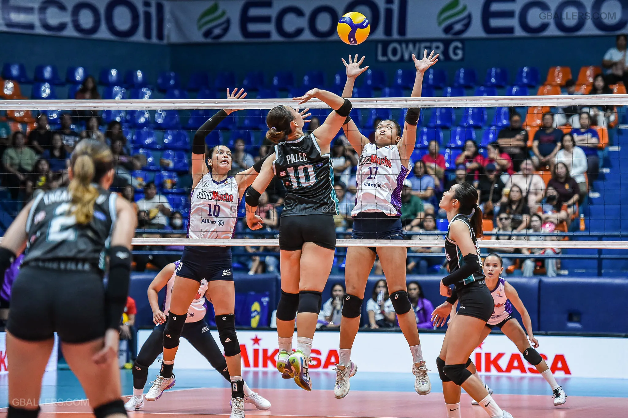 Choco Mucho snatched its first win after pocketing a five-set, 27-29, 25-20, 25-19, 17-25, 15-12, victory against Galeries Tower in the 2024-25 Premier Volleyball League (PVL) All-Filipino Conference at the FilOil EcoOil Arena in San Juan on Thursday, November 14.