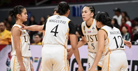 University of Santo Tomas booked its second semifinals ticket in the UAAP Season 87 Collegiate Women’s Basketball Tournament with a commanding 70-54 win over Far Eastern University on Sunday, October 28, at the SM Mall of Asia Arena.