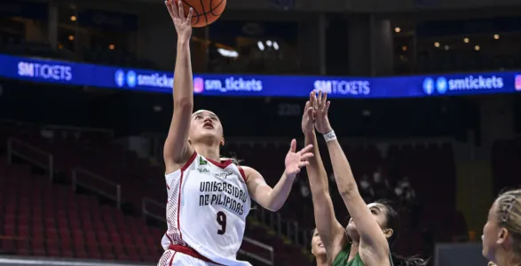 University of the Philippines reclaimed its winning ways after fending off Far Eastern University, 82-77, in the UAAP Season 87 Collegiate Women’s Basketball Tournament on Sunday, September 22, at the SM Mall of Asia Arena.