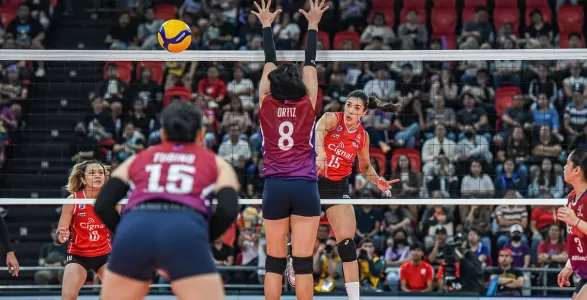 Cignal defeats Choco Mucho