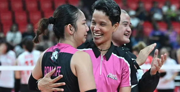 Bea Bonafe with Akari head coach Tina Salak